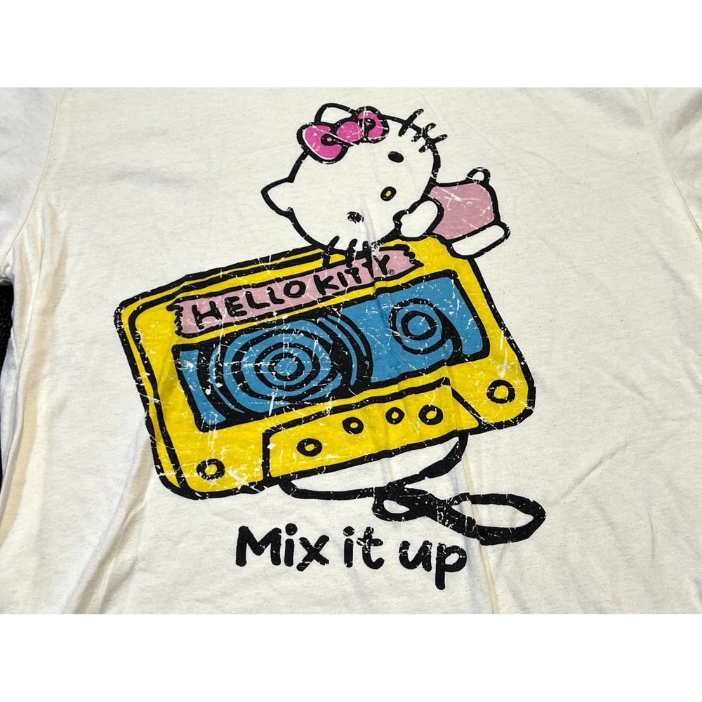 Hello Kitty Mix it up T Shirt Womens Large White Graphic Print Cotton Crew Neck